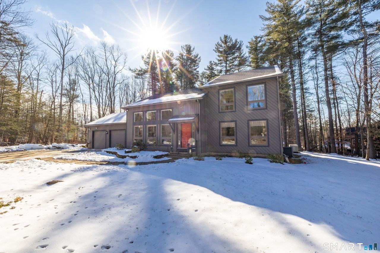 9 Belshyre Ct - Photo 2 of 36