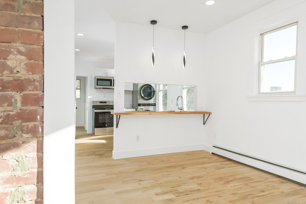 517 Winchester Ave #3 - Photo 3 of 15