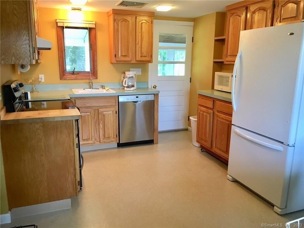 87 Decatur Ave - Photo 7 of 29