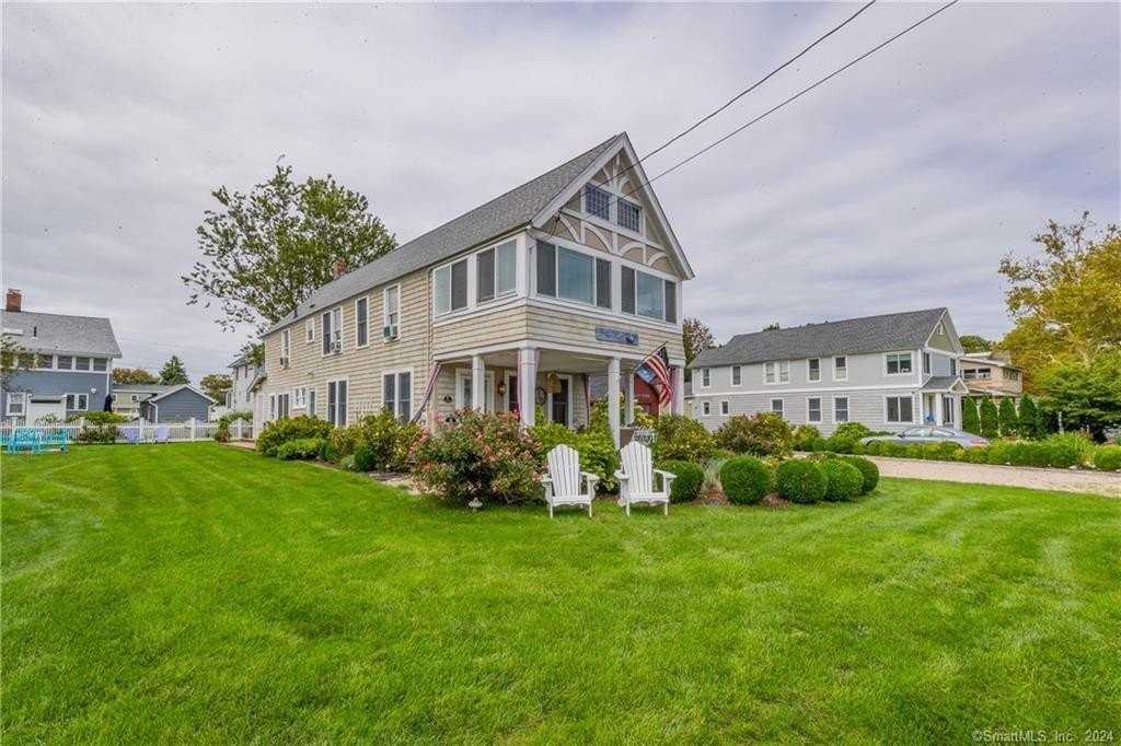 153 4th Ave - Photo 3 of 26