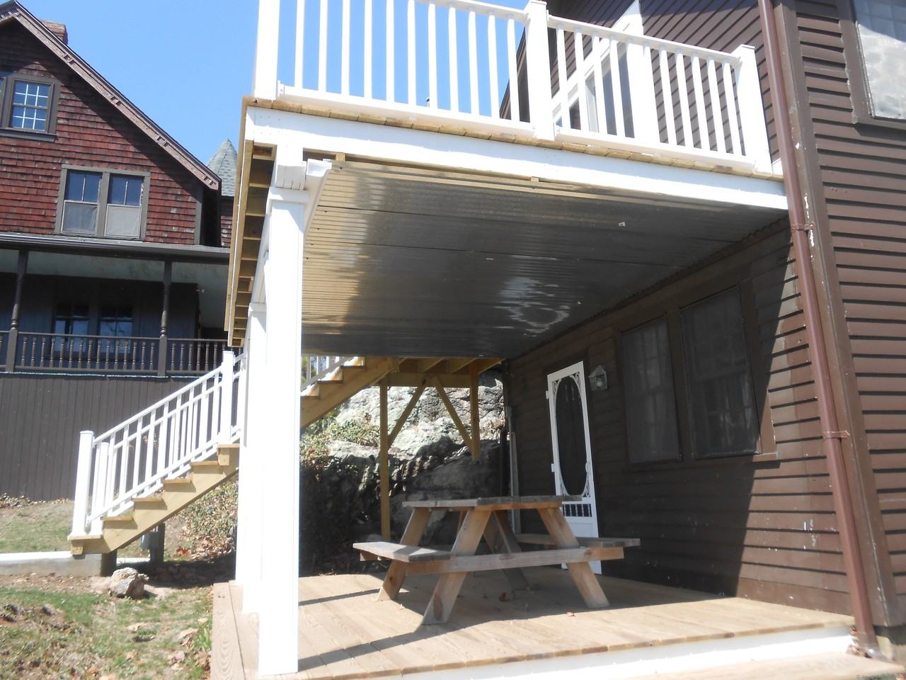 13 Parker Memorial Dr - Photo 2 of 18