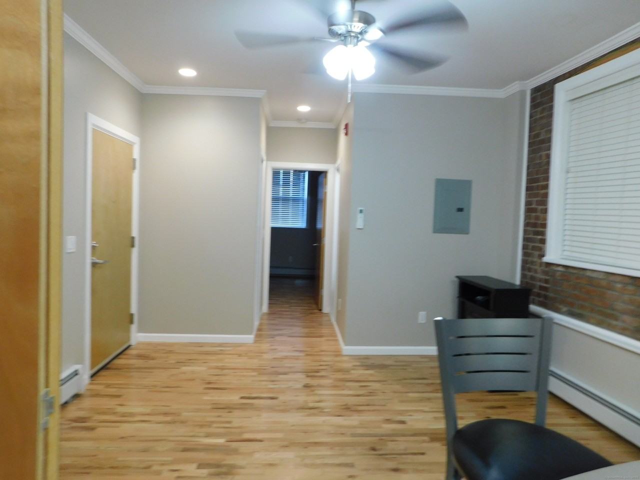 57 Bank St Apt 303 #303 - Photo 7 of 8