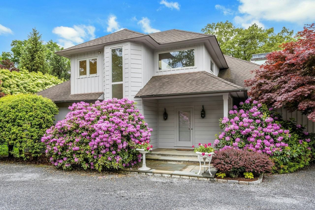 680 Weed St - Photo 3 of 31