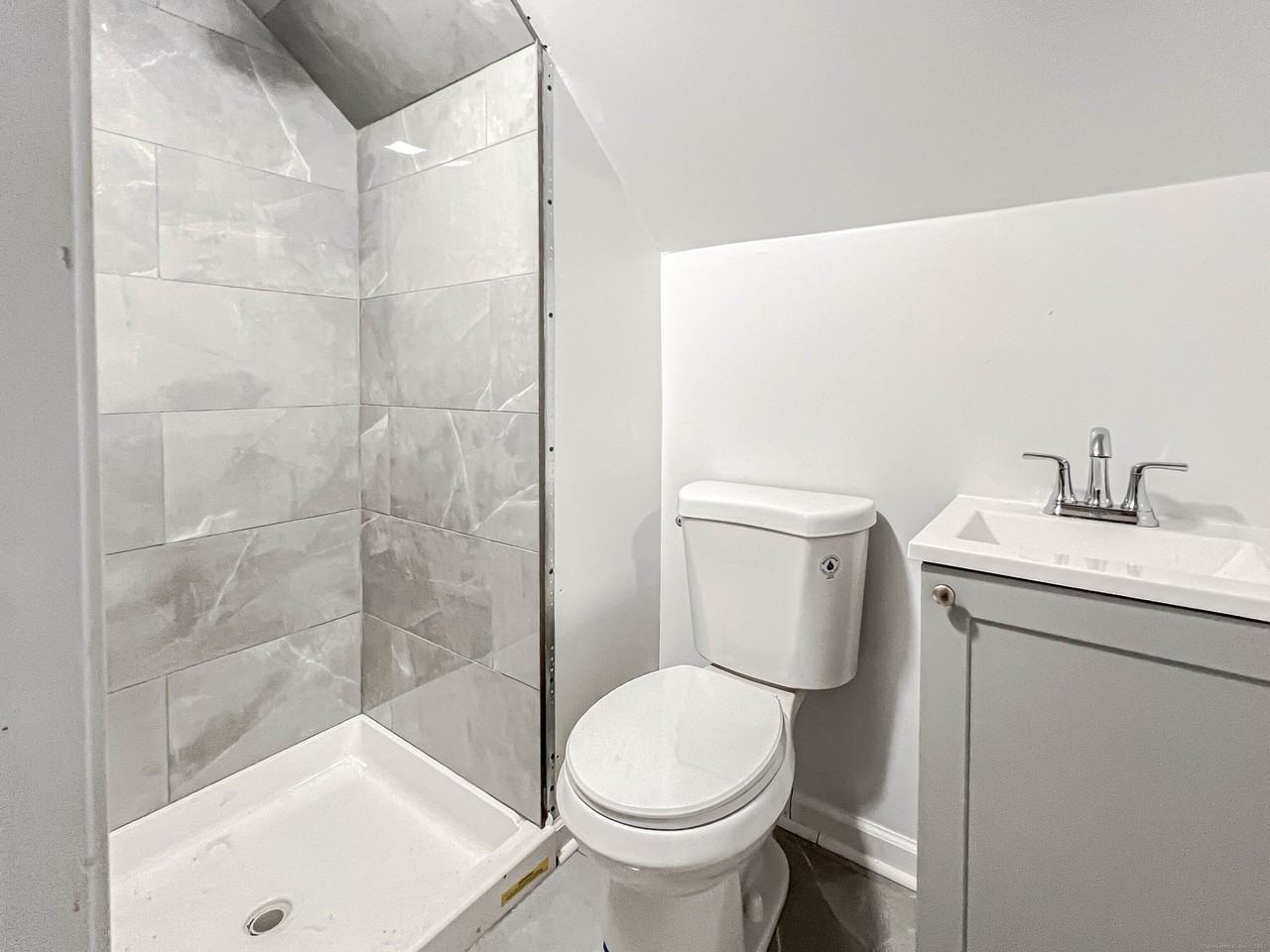 63 Eaton St Unit 3 #3 - Photo 7 of 11