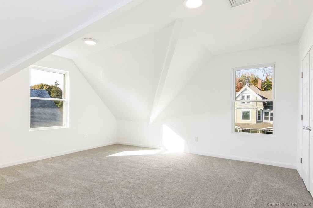 66 Winthrop St Unit 3 #3 - Photo 6 of 7