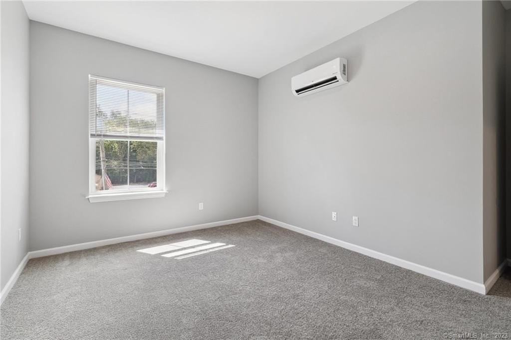 10 Steele Blvd Apt 202 #202 - Photo 7 of 20