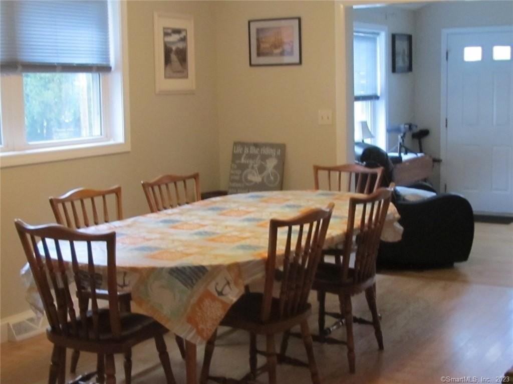 2 Bidwell St - Photo 7 of 8