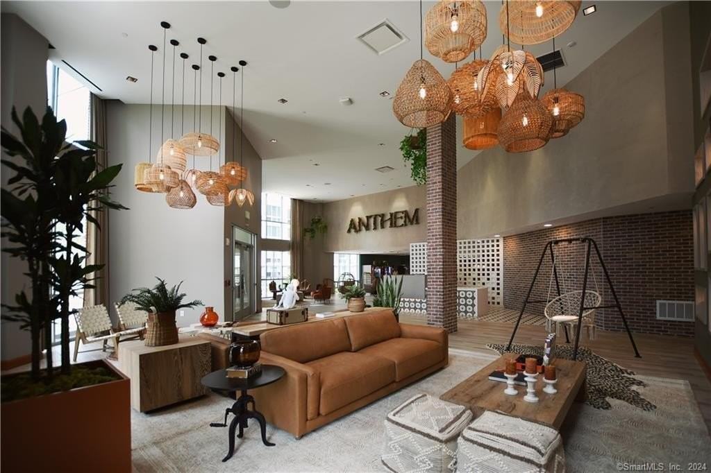 2 Harbor Point Rd S Apt 502 #502 - Photo 4 of 13