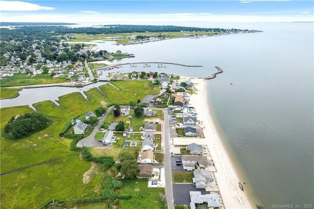 8 Belaire Mnr - Photo 6 of 36