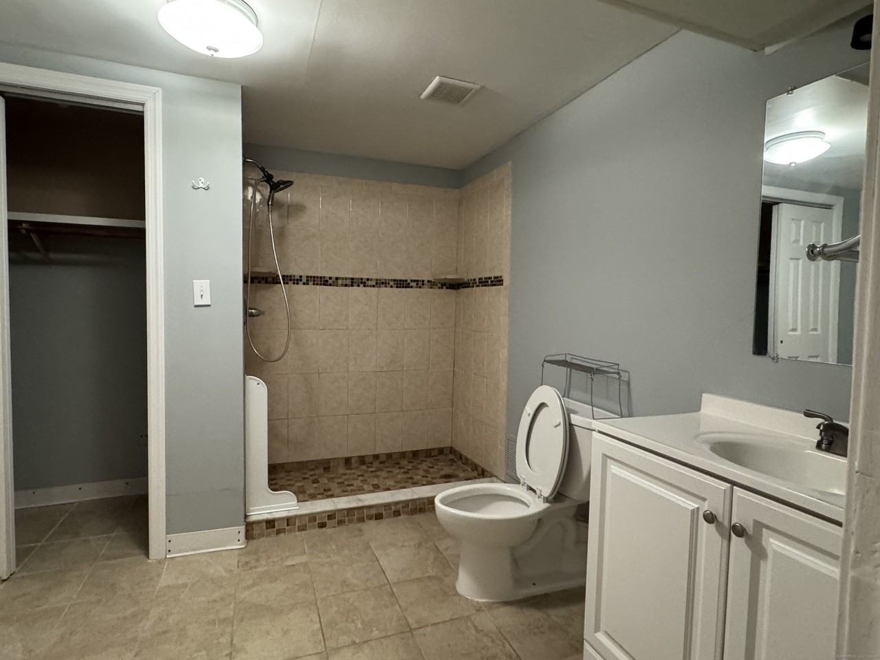 118 Pullen Ave - Photo 6 of 8