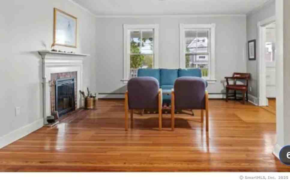 257 Elm St - Photo 5 of 19