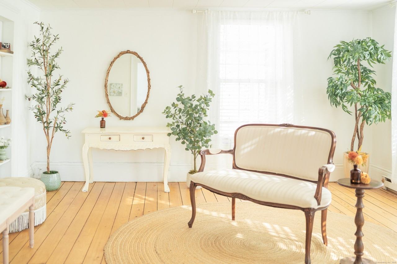 2239 Main St 2nd Fl #2ndFL - Photo 7 of 11