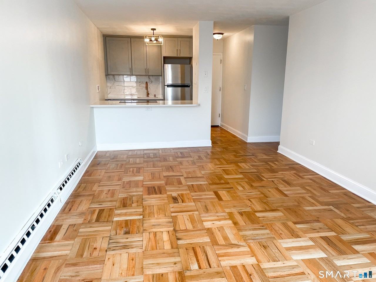 87 Glenbrook Rd Apt 4g #4G - Photo 5 of 22