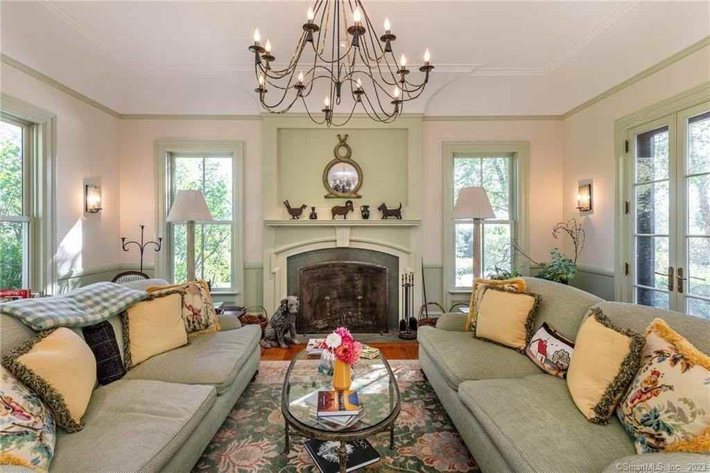 4 Juniper Ledge Ln - Photo 5 of 20