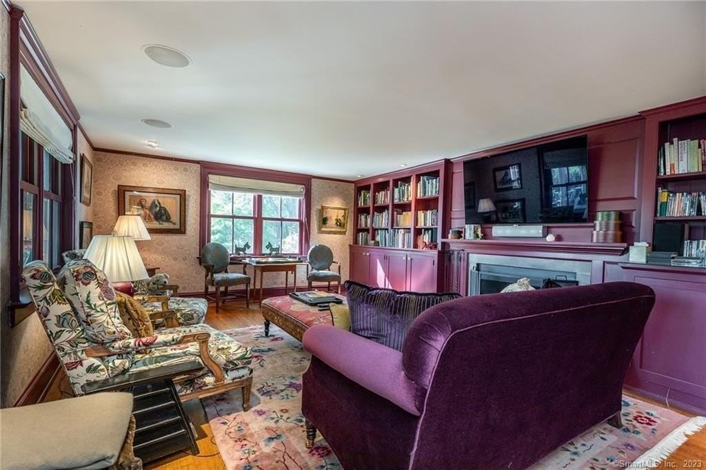 4 Juniper Ledge Ln - Photo 6 of 20