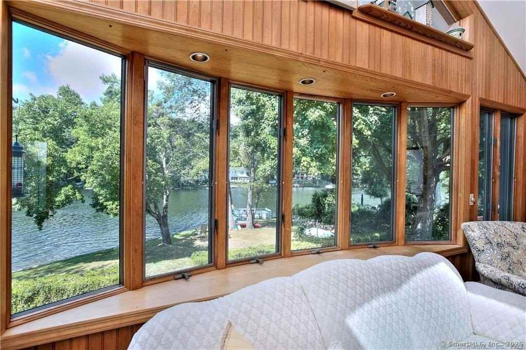 151 Sasapequan Rd - Photo 5 of 25