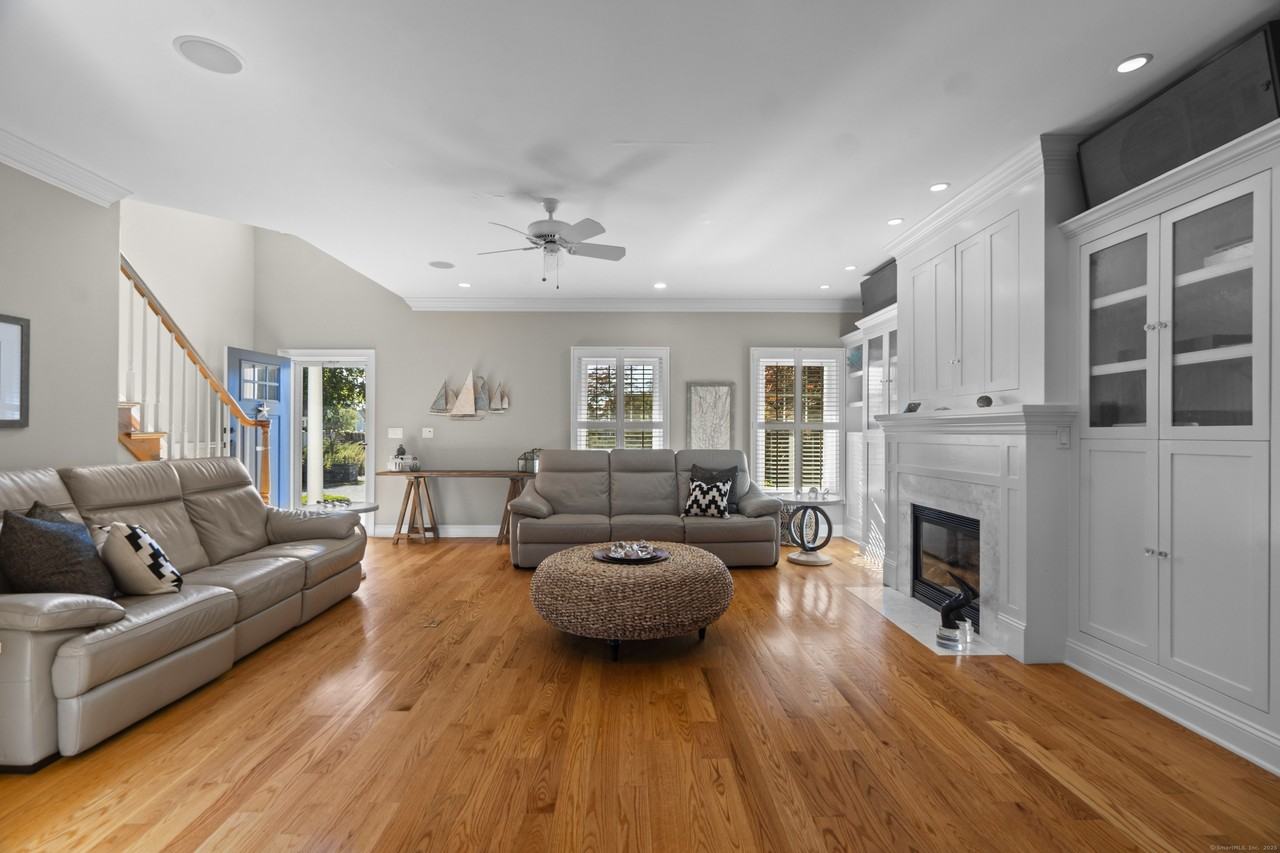 52 Kelsey Pl - Photo 6 of 29