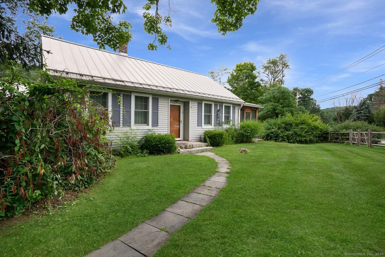 2 Valley Rd - Photo 4 of 32