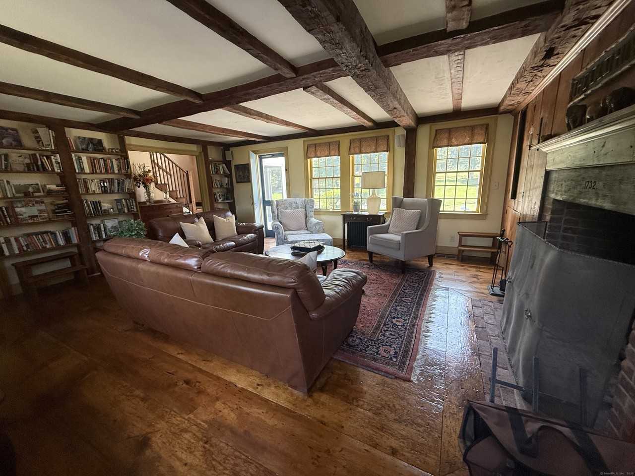 28 Dugway Rd - Photo 3 of 26