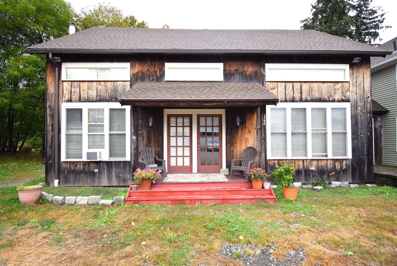 1306 Boston Post Rd - Photo 2 of 12