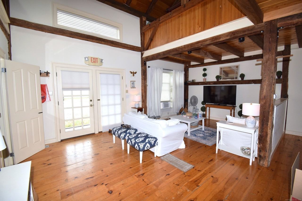 1306 Boston Post Rd - Photo 5 of 12