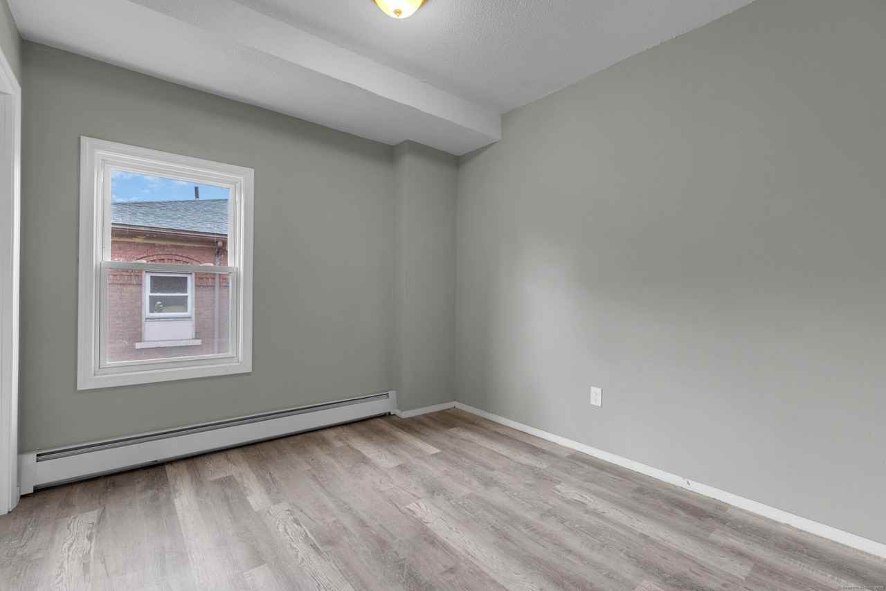 43 Seyms St Apt 1 #1 - Photo 6 of 8