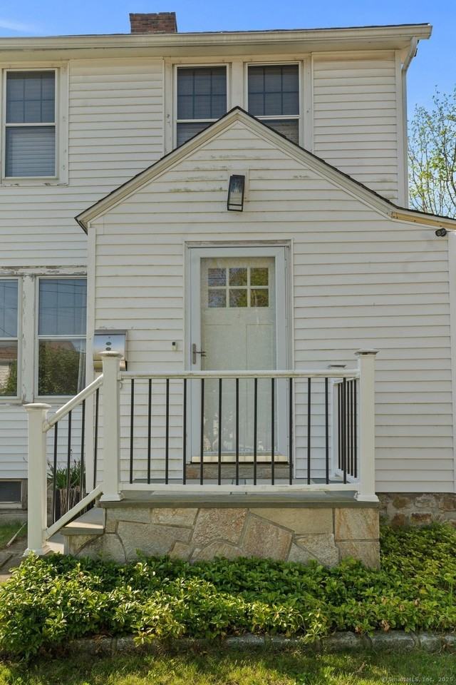 15 Overland Ave - Photo 5 of 35