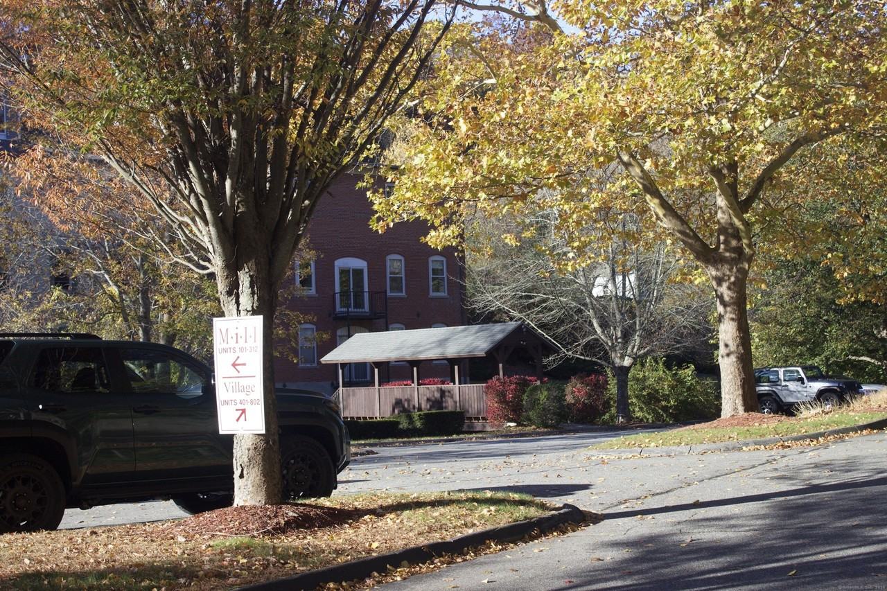 201 Whetstone Mls - Photo 2 of 12