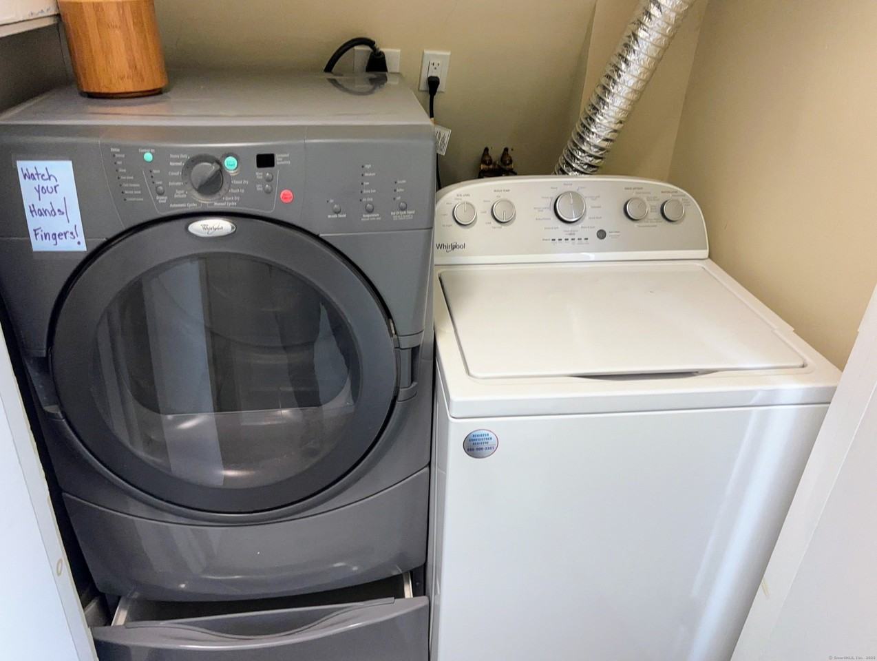 88 E Main St - Photo 3 of 13