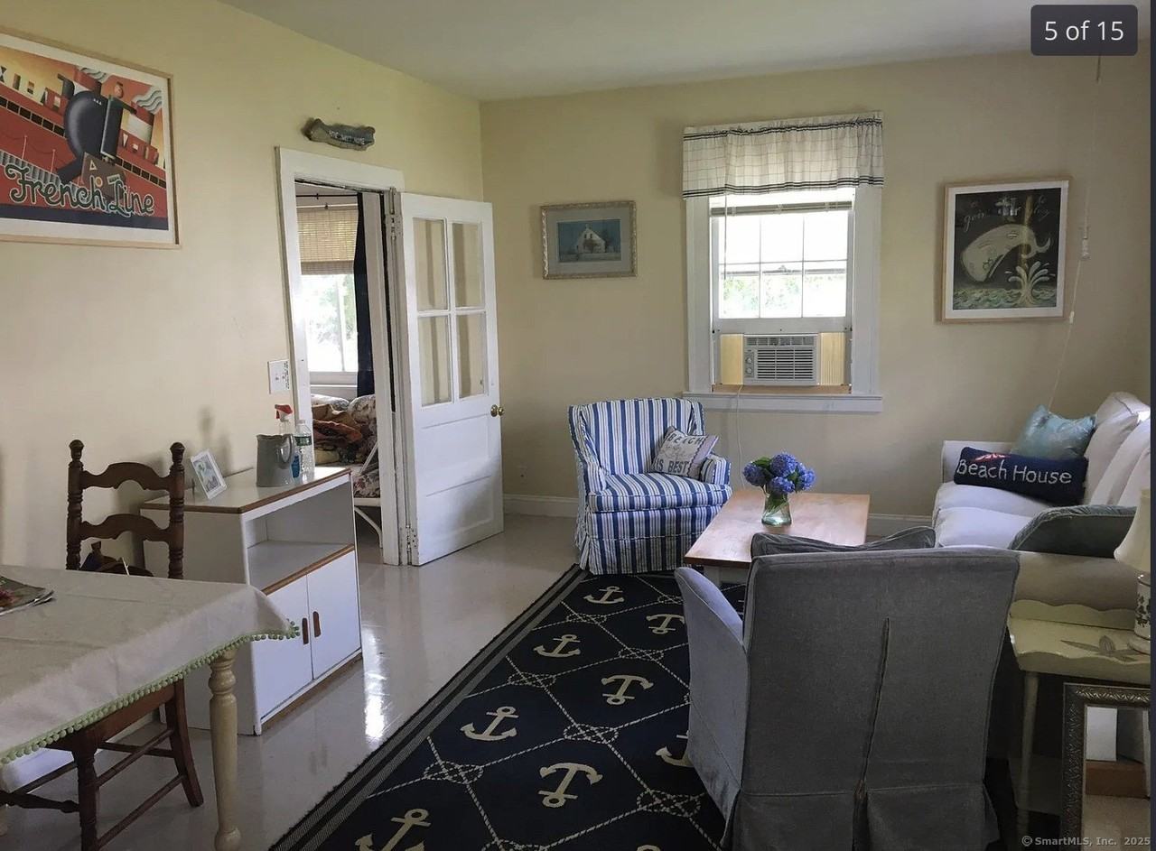 621 Fairfield Beach Rd - Photo 2 of 7