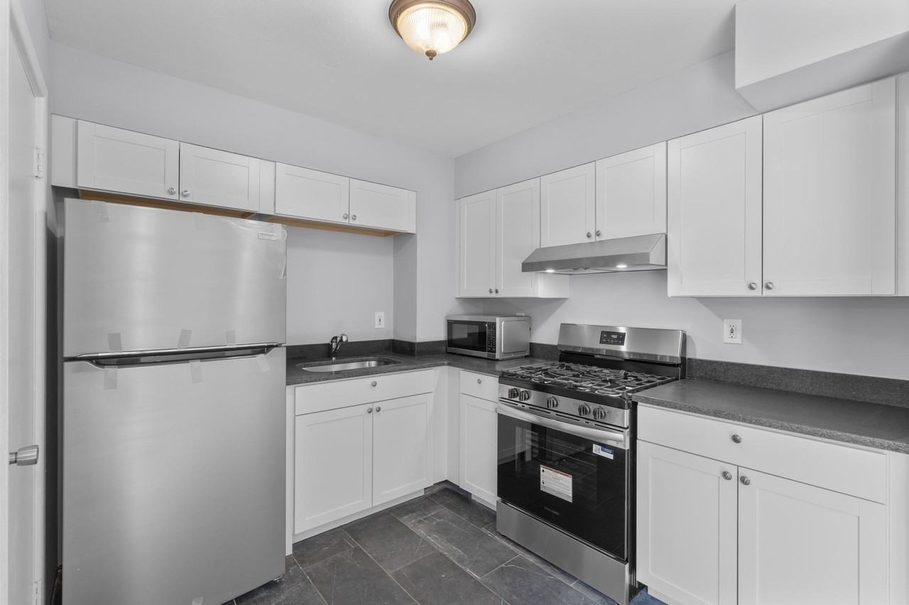 75 Saltonstall Pkwy Unit A21 #A21 - Photo 6 of 24