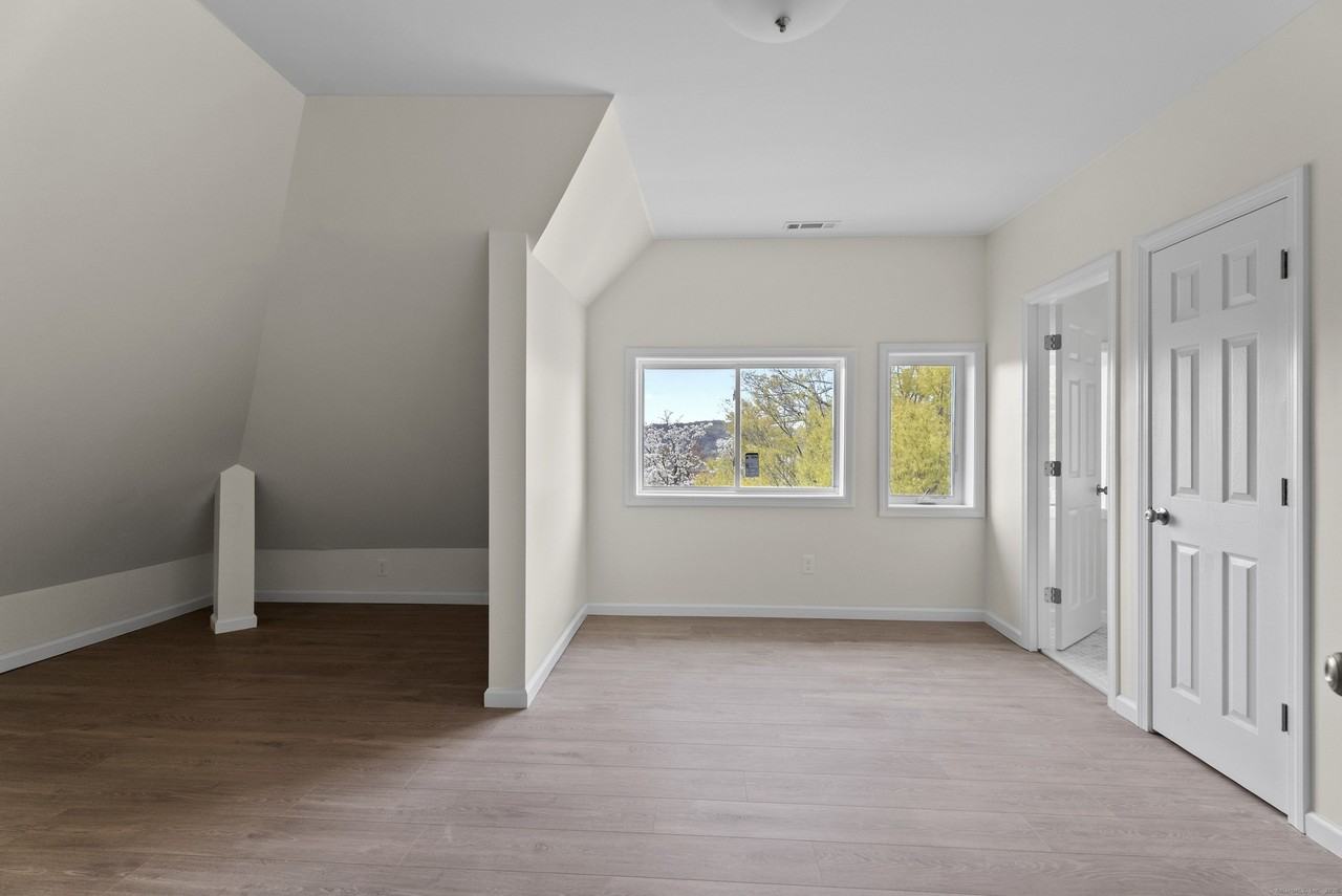 72 S Main St #3A - Photo 7 of 14