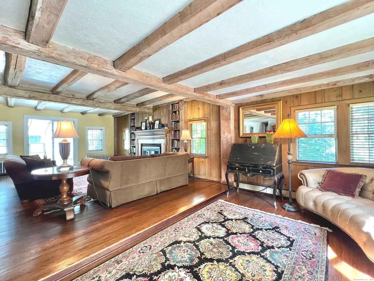 301 Haviland Rd - Photo 5 of 34