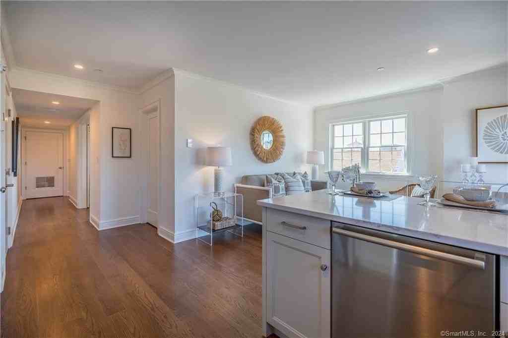 201 Main St Apt 203 #203 - Photo 7 of 40