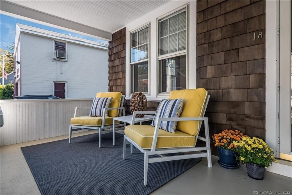 18 18 Graves Avenue unit: Main House #MAIN - Photo 7 of 29