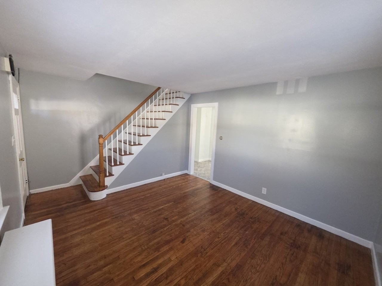 15 Keller Ave - Photo 4 of 13