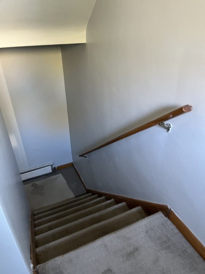 267 Sylvan St Unit 267 - Photo 4 of 12