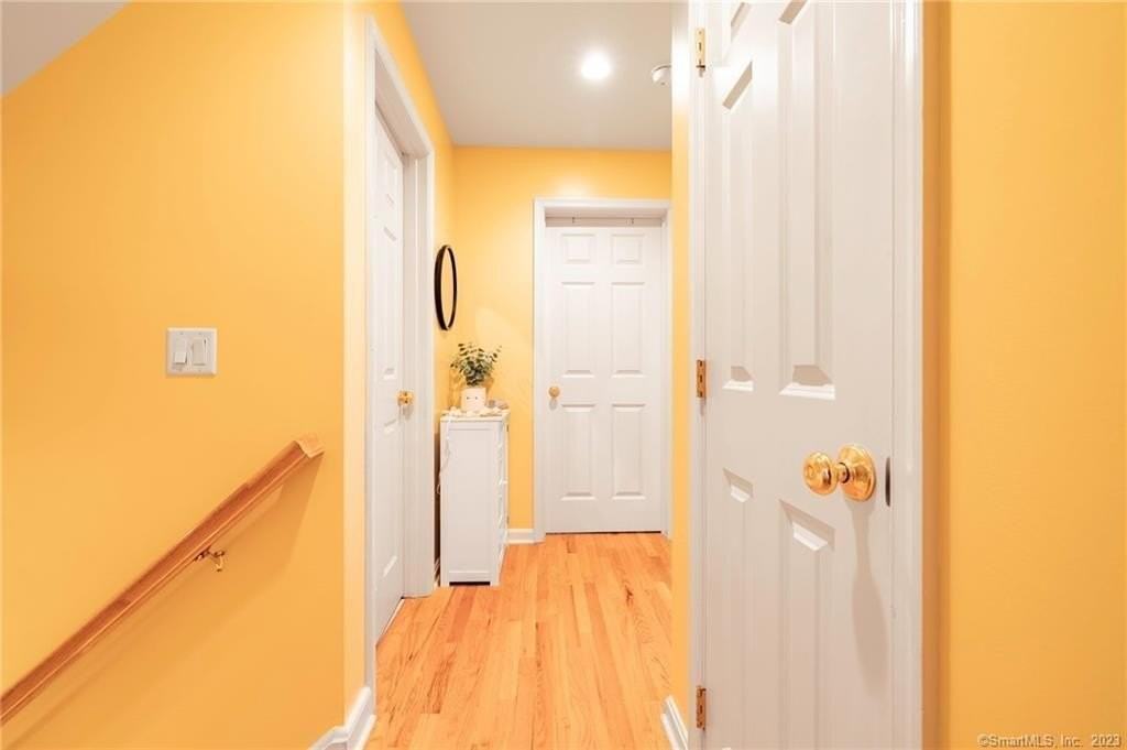 160 Glenbrook Rd Unit 1a #1A - Photo 5 of 37