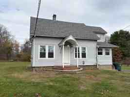 featured image of 152 Blacks Rd 1st Fl #1stFL