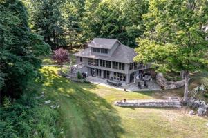 featured image of 8 Cedar Point Dr