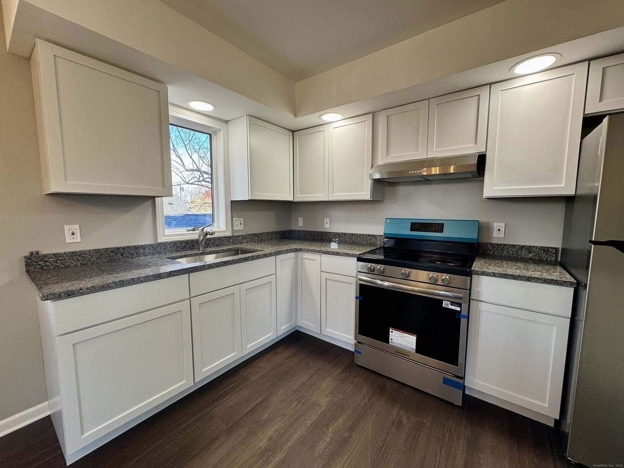 31 William St - Photo 2 of 27