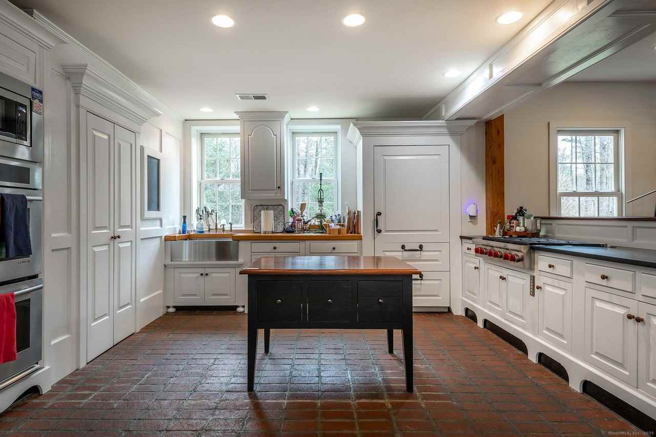 109 Dibble Hill Rd - Photo 5 of 23