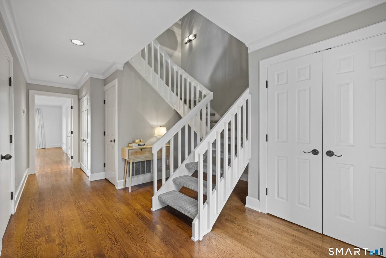 1 Island Dr Unit 21 #21 - Photo 6 of 39