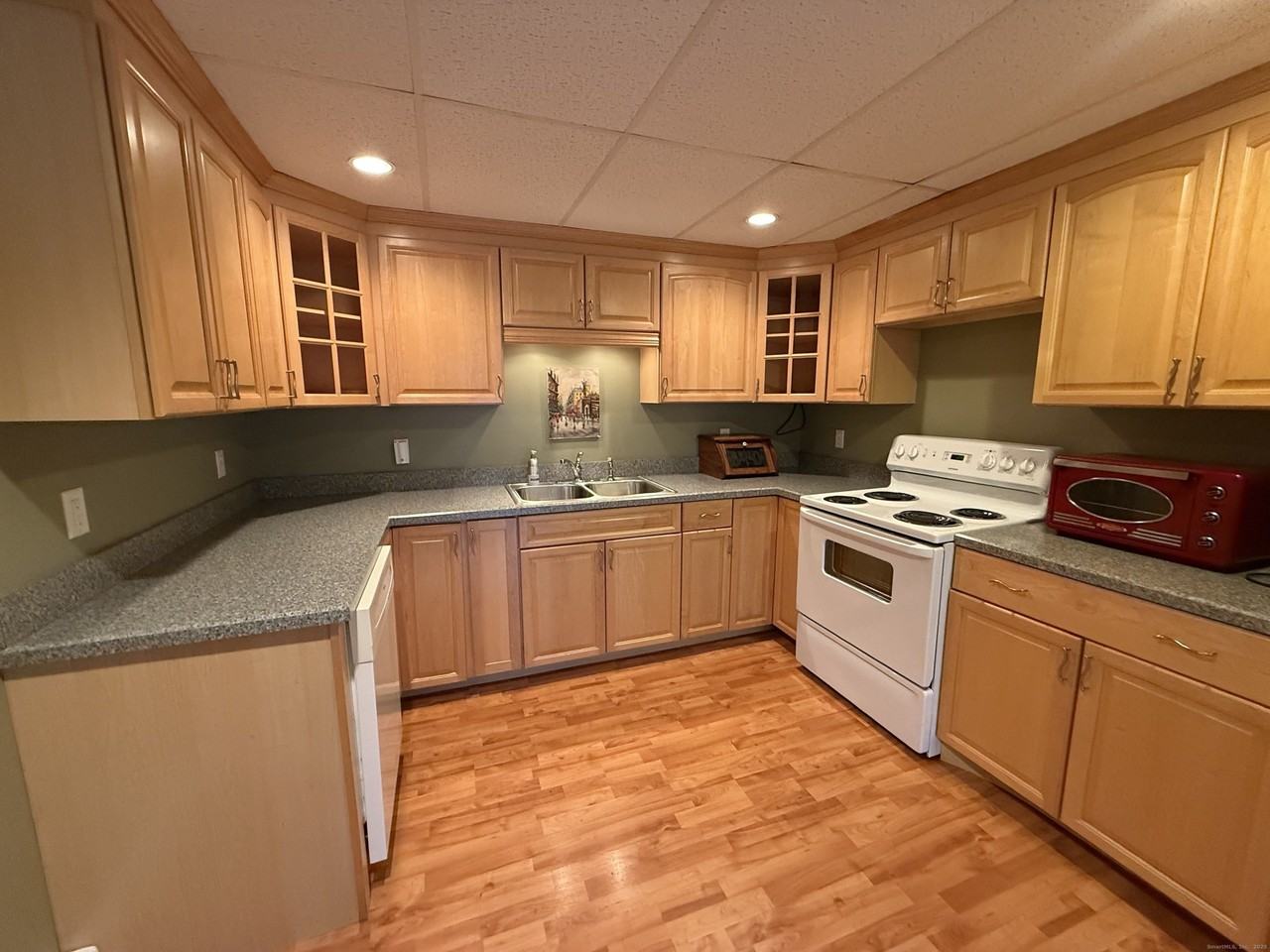 36 Rock Brook Rd - Photo 2 of 17