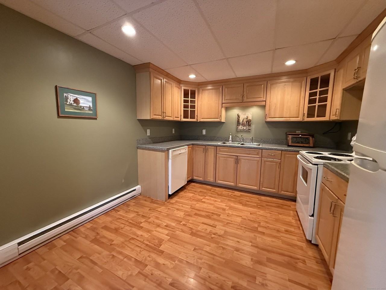 36 Rock Brook Rd - Photo 3 of 17