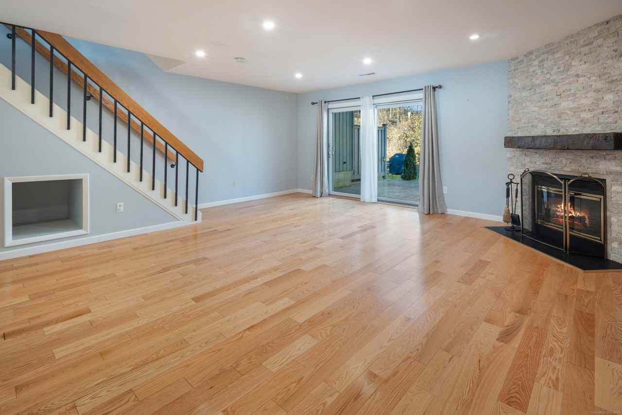 123 Old Belden Hill Rd Apt 15 #15