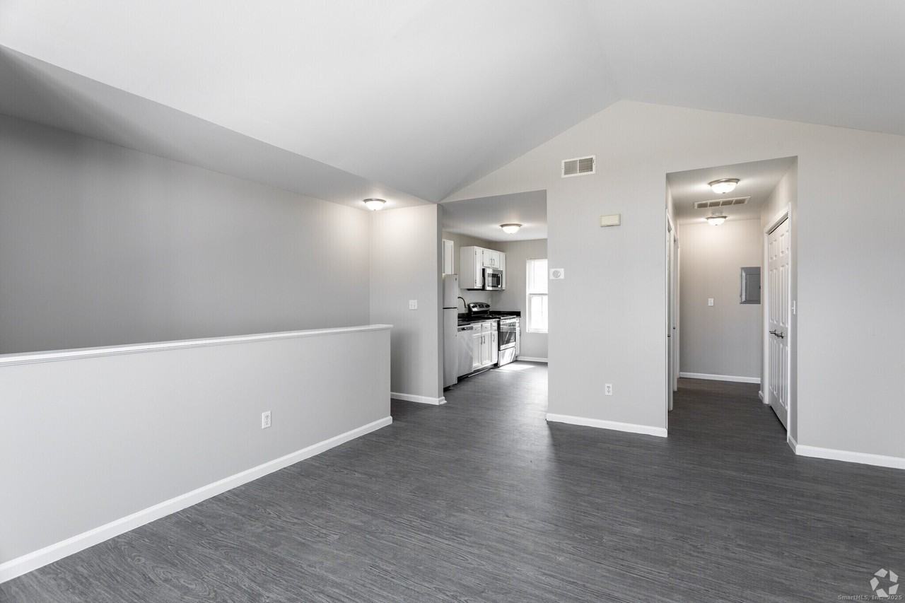 68 W Main St - Photo 3 of 15