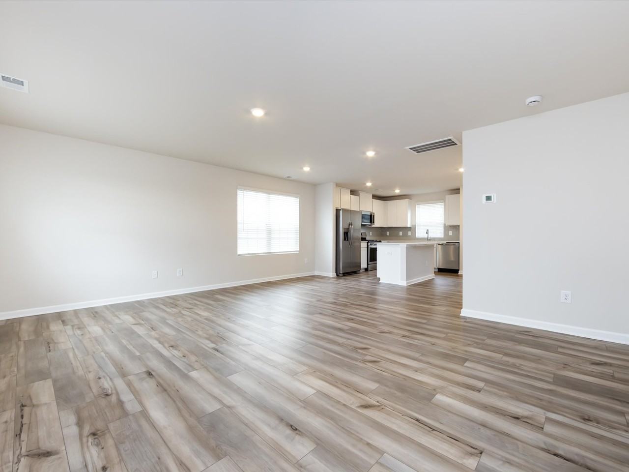 1048 Old Trade St #1 - Photo 6 of 48