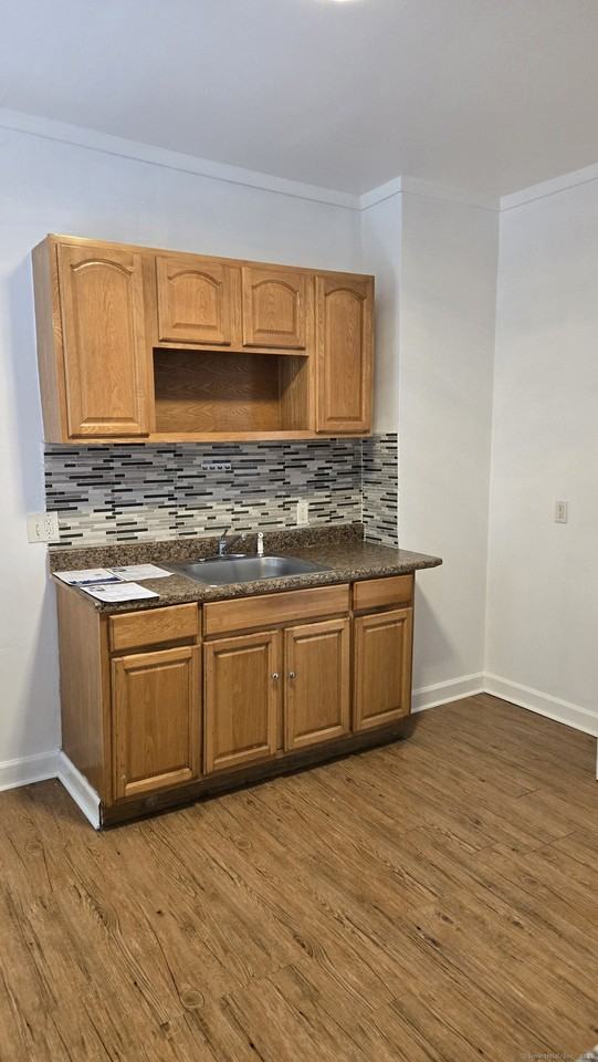 117 Dikeman St 1st Fl #1stFL - Photo 4 of 17