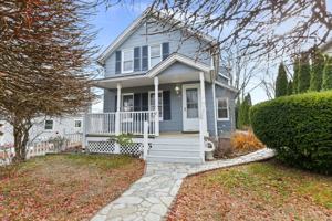 featured image of 8 3rd St Unit 1 #1